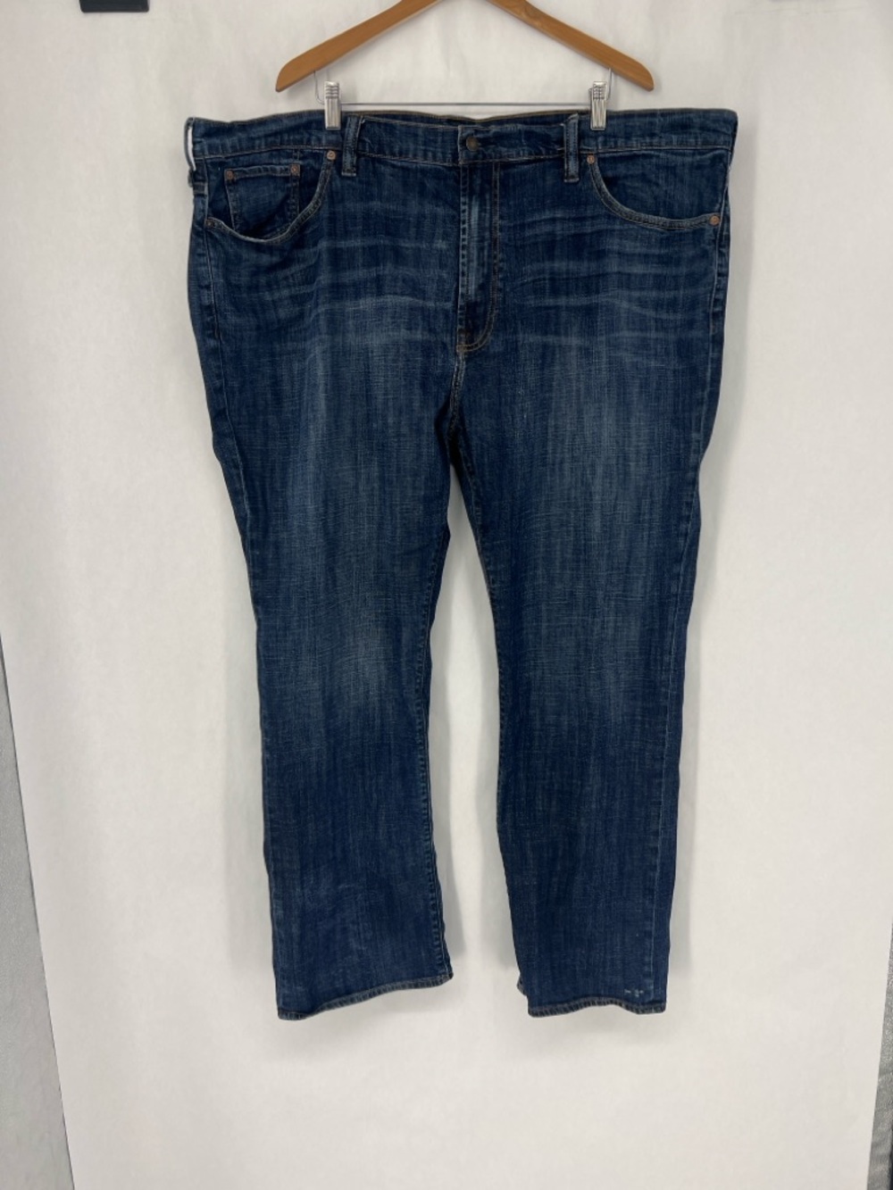 Lucky Brand Men's 181 Relaxed Straight Jeans
